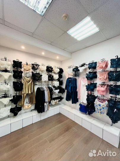 Нижнего белья.Торговое оборудование