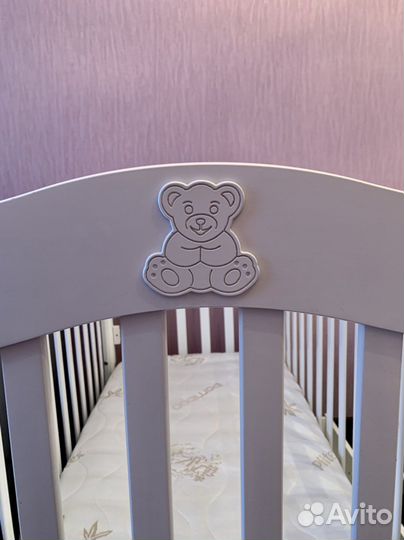 Кровать детская массив бука с маятником