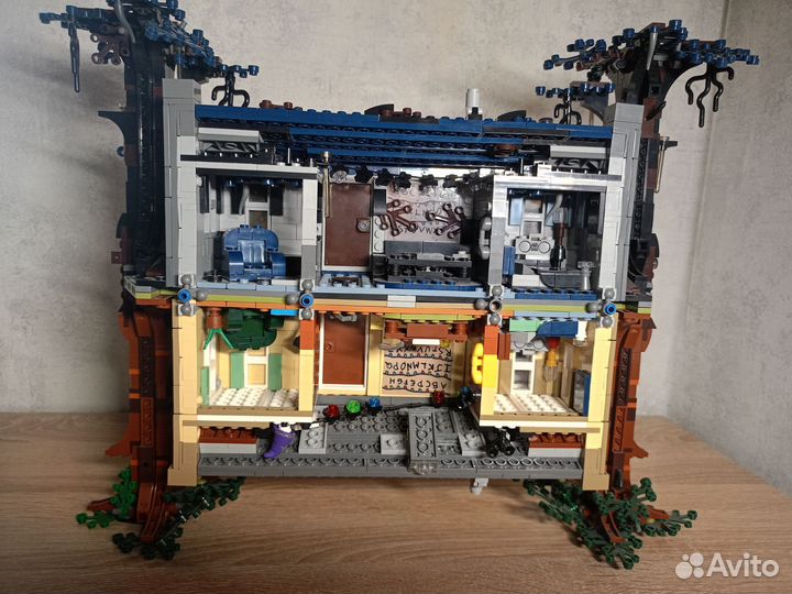 Конструктор lego Stranger Things 75810