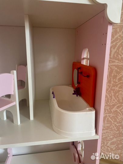 Домик кукольный деревянный