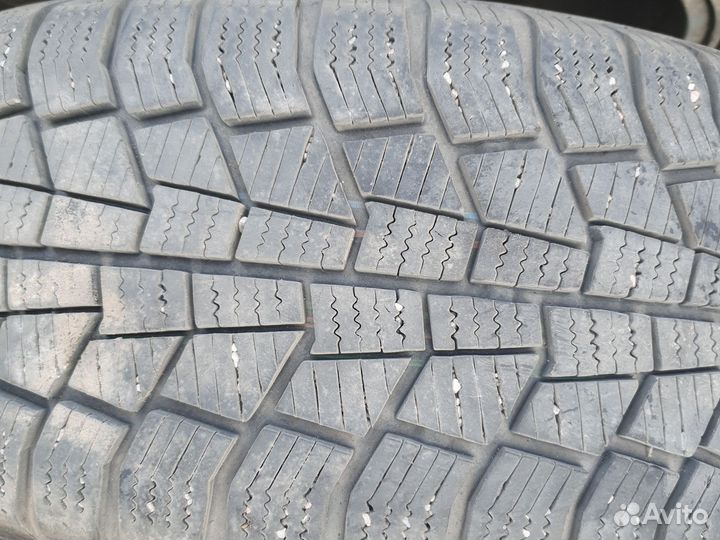 Gislaved Euro Frost 6 215/60 R16