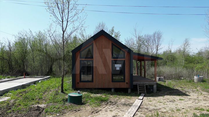 Дом 76 м² на участке 5 сот.