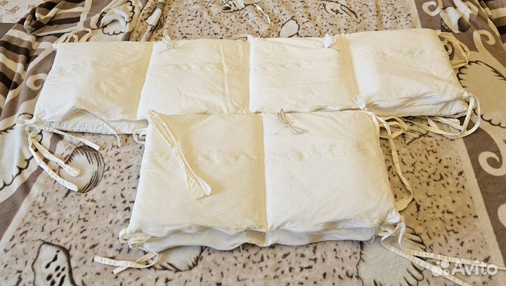 Бортики в кроватку