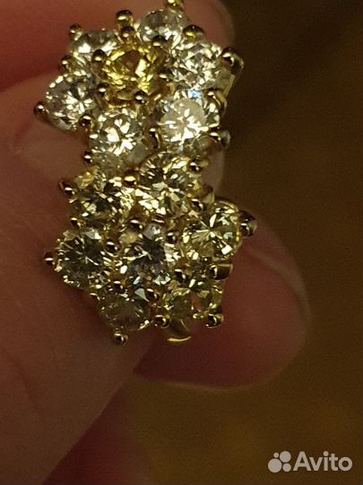 Кольцо с камнями swarovski