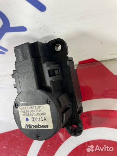 Сервопривод заслонок печки Mitsubishi Galant