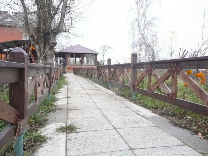 Дом 100 м² на участке 16 сот.