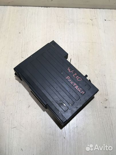 Проигрыватель компакт дисков Мерседес W210