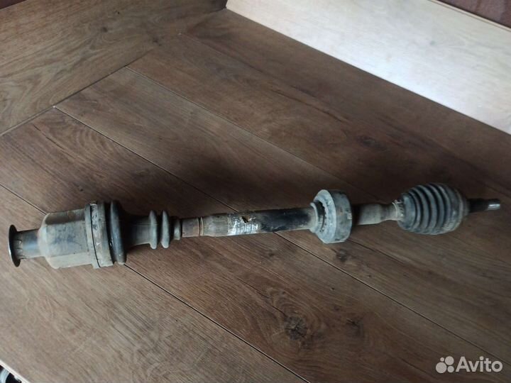 Привод передний Правый Лада Ларгус Логан