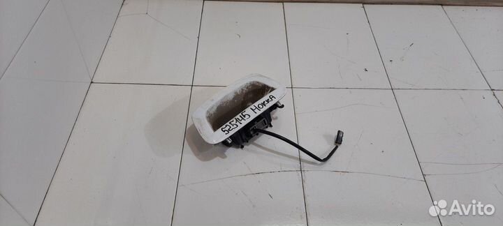 Кнопка открывания багажника (Opel Mokka)