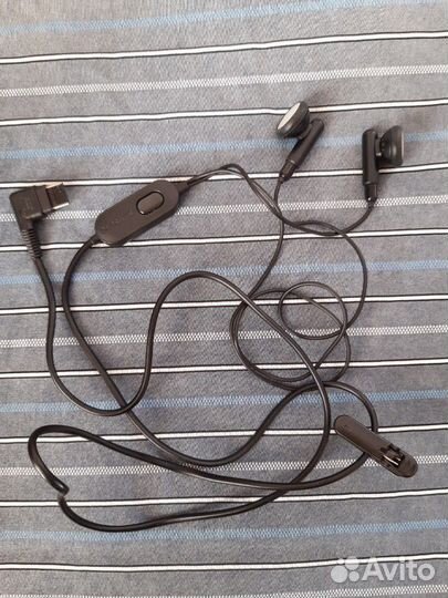 Наушники samsung новые