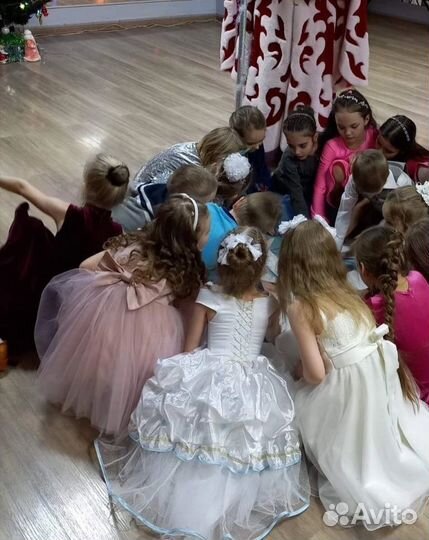 Праздничное платье для девочки 110 116