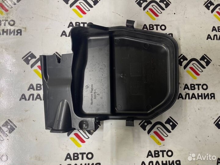 Щиток передний левый Bmw X1 E84 N52B30AF 2012