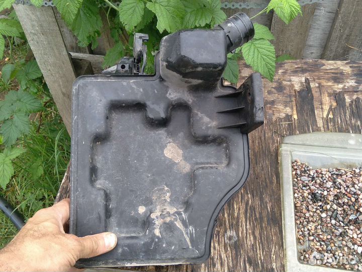 Бачок обывателя стекла