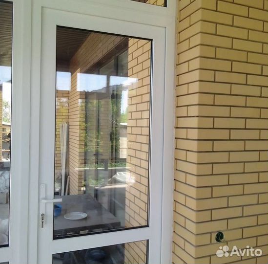 Пластиковые двери пвх