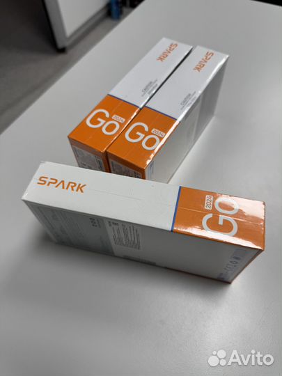 TECNO Spark Go 2024, 3/64 ГБ