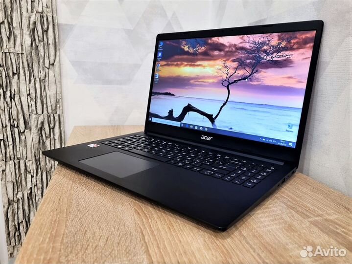 Стильный, легкий, компактный ультрабук Acer