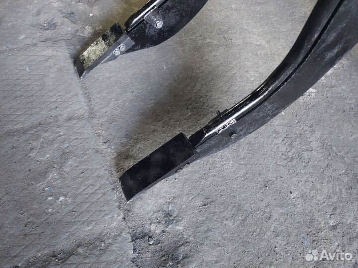 Культиватор глубокорыхлитель 3 рядный