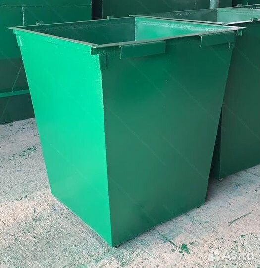 Бак мусорный из металла Арт з11657