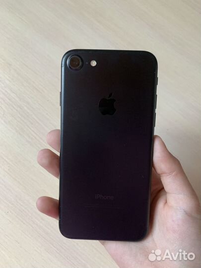 iPhone 7, 128 ГБ