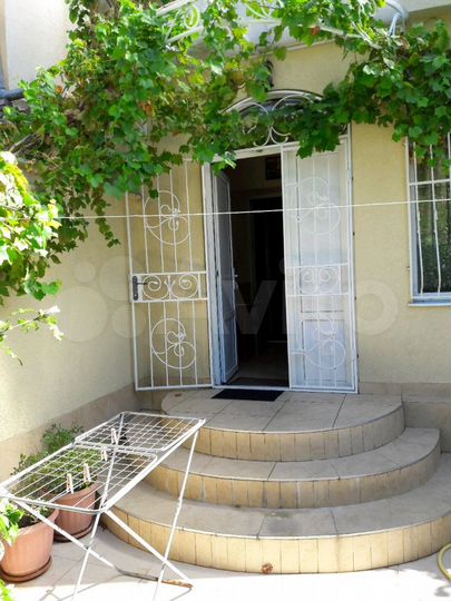 2-к. квартира, 59 м², 1/2 эт.