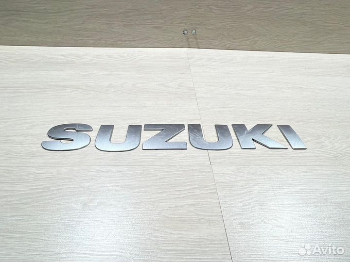 Буквы на колпак запаски Suzuki Grand Vitara