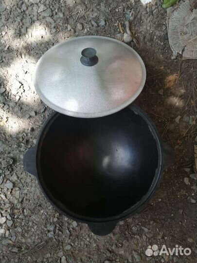 Казан чугунный узбекский