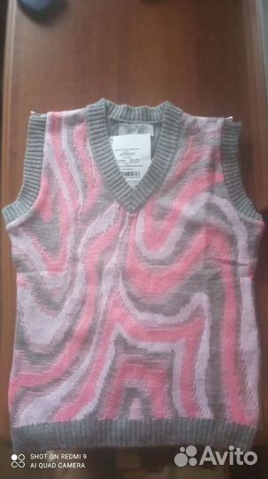Жилетки детские, новые