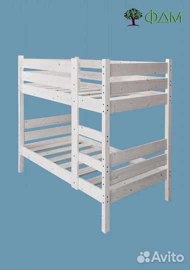 Кровать детская двухъярусная из массива