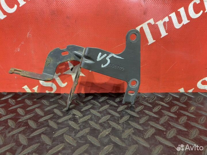 Кронштейн проводки Volvo FH