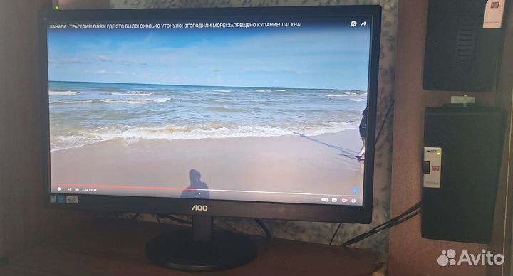 Монитор лoc E2270SW