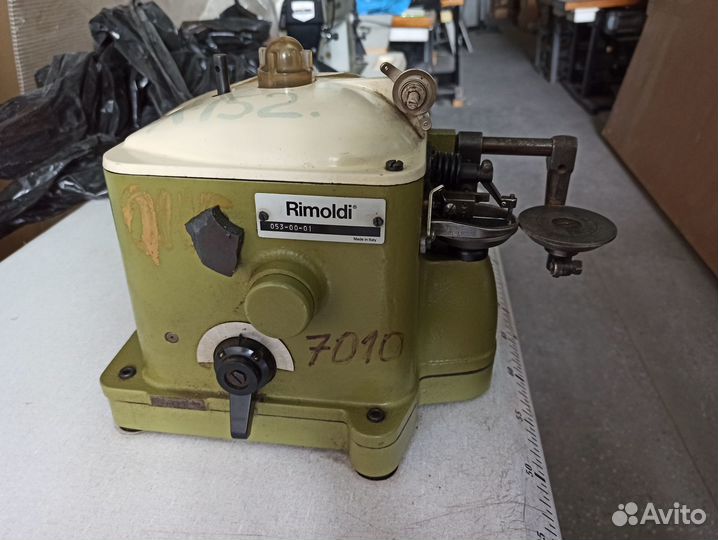 Швейная машина бу