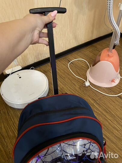 Рюкзак - чемодан детский с ручкой и на колесиках