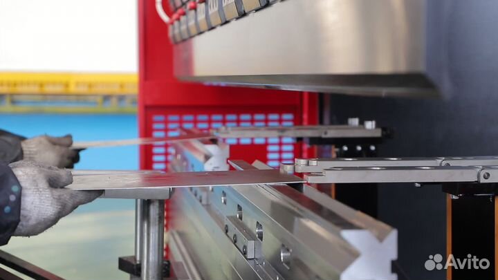 Слесарь мср (работа на гильотине) Н.Челны