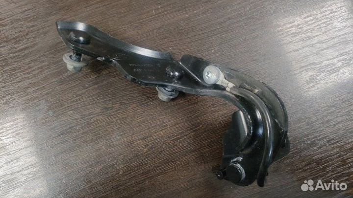 Петля багажника левая Land Rover Range Rover Sport