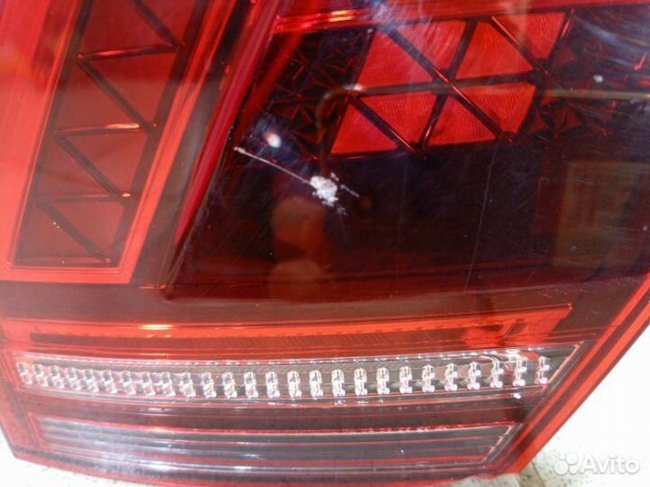 Фонарь задний наружный левый Volkswagen Tiguan 2