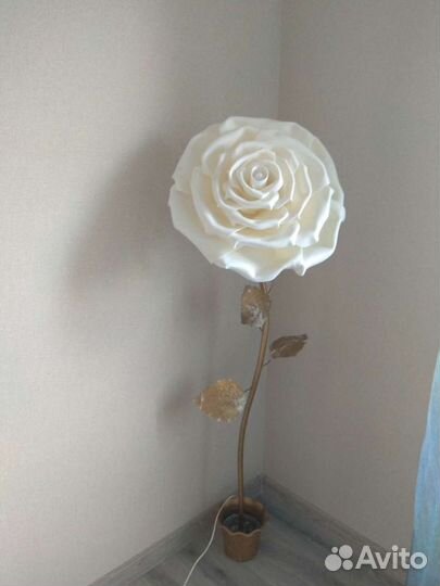 Торшер роза