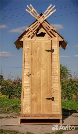 Дачный туалет деревянный SOX558