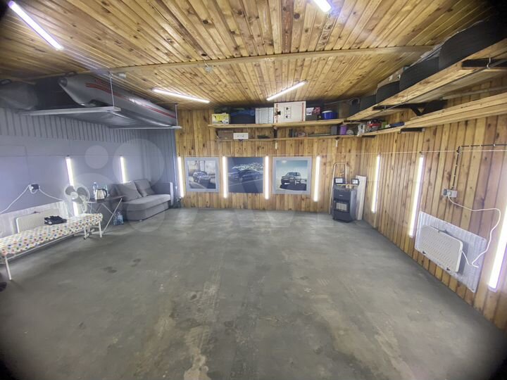 Гараж, > 30 м²