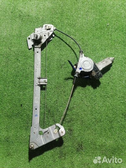 Моторчик стеклоподъемника Mazda 323