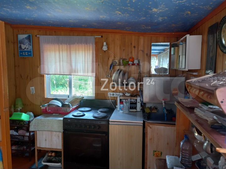 Дом 65 м² на участке 4 сот.