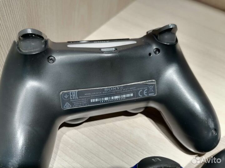 Джойстик на PS4 Оригинал