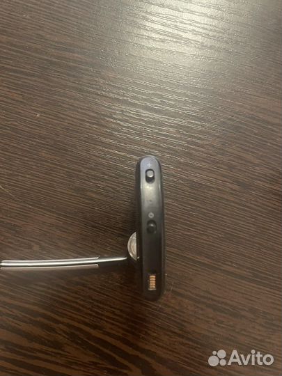 Bluetooth-гарнитура Plantronics Voyager Legend