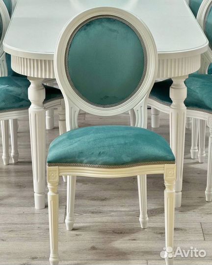 Стол обеденный и стулья от производителя