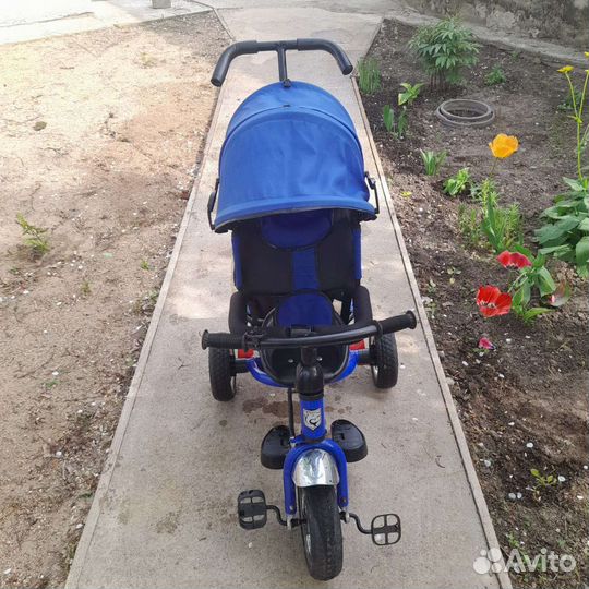 Трехколесный велосипед