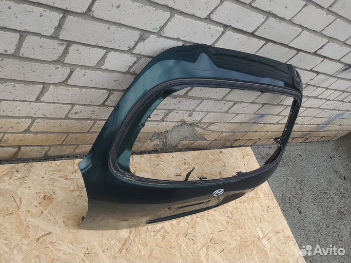 Крышка багажника Hyundai lantra J2 1995-1999