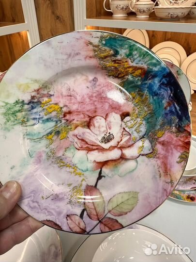 Новый чайно-столовый сервиз