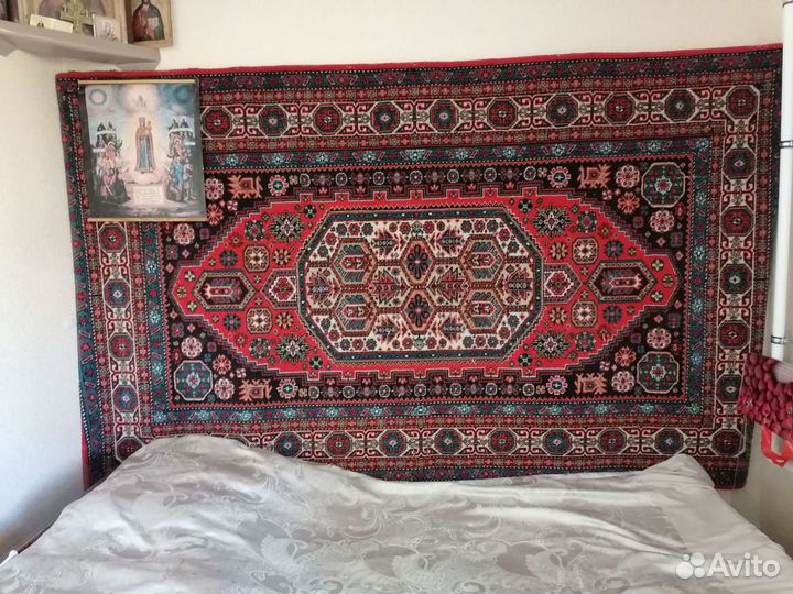 Ковер шерстяной