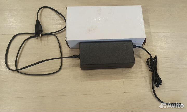 Зарядка для электровелосипеда Kugoo V3 monster