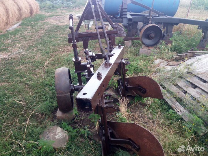 Плуг Лидсельмаш 2 корп. (Л-101), 1996