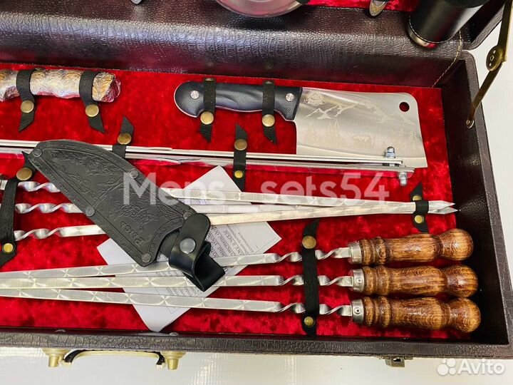 Подарочный набор шампуров в кейсе/ шашлычный набор